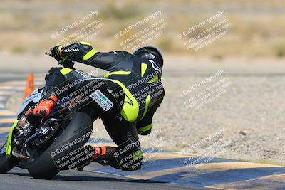 media/Apr-10-2022-SoCal Trackdays (Sun) [[f104b12566]]/Turn 11 Backside (945am)/